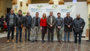 Visita Isaura Navarro a Manises